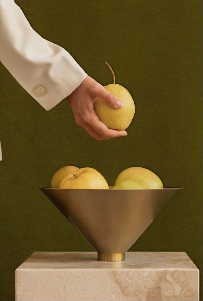 Hands with citrus fruit